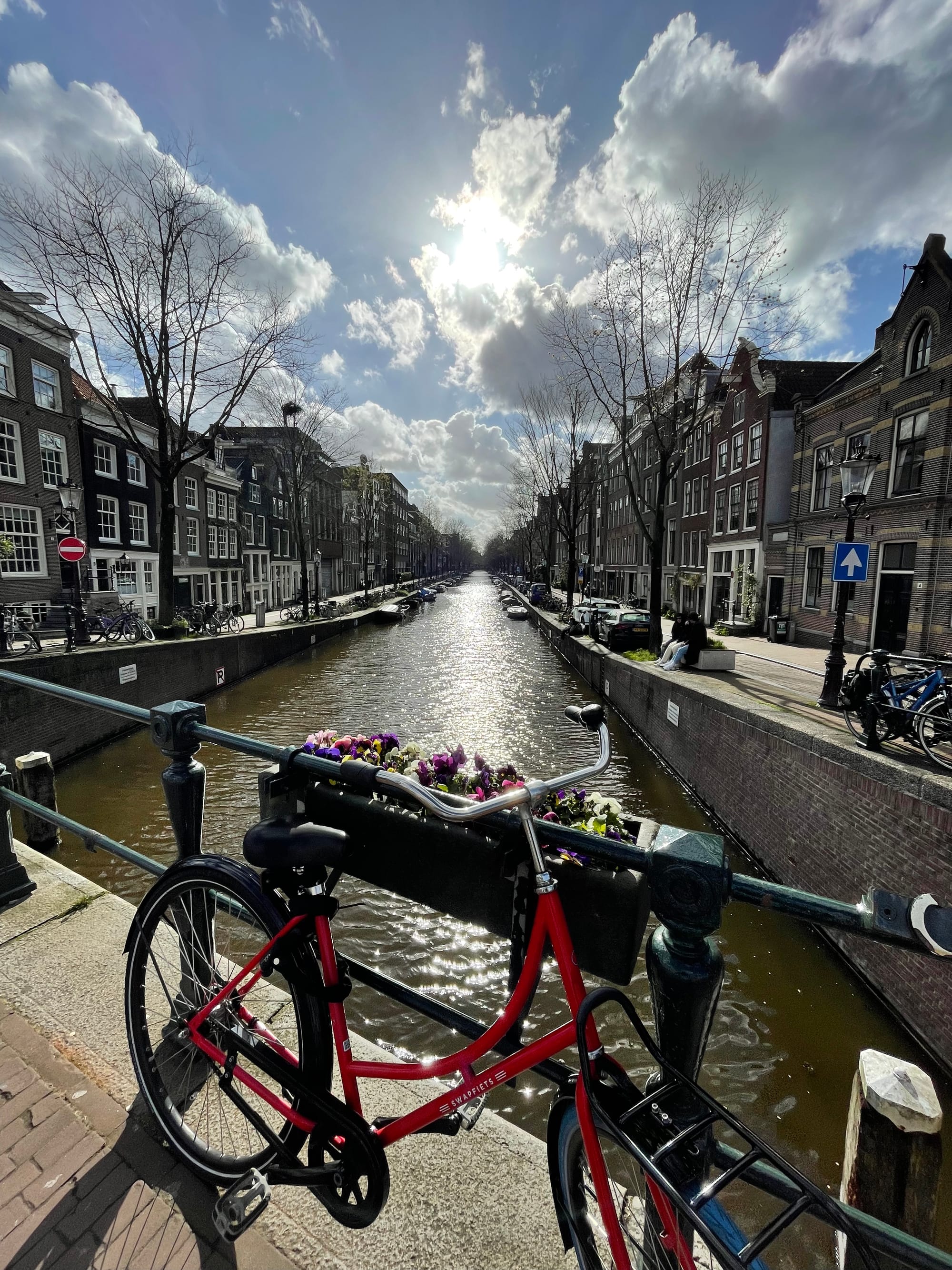 Amsterdam - Canals & Culture